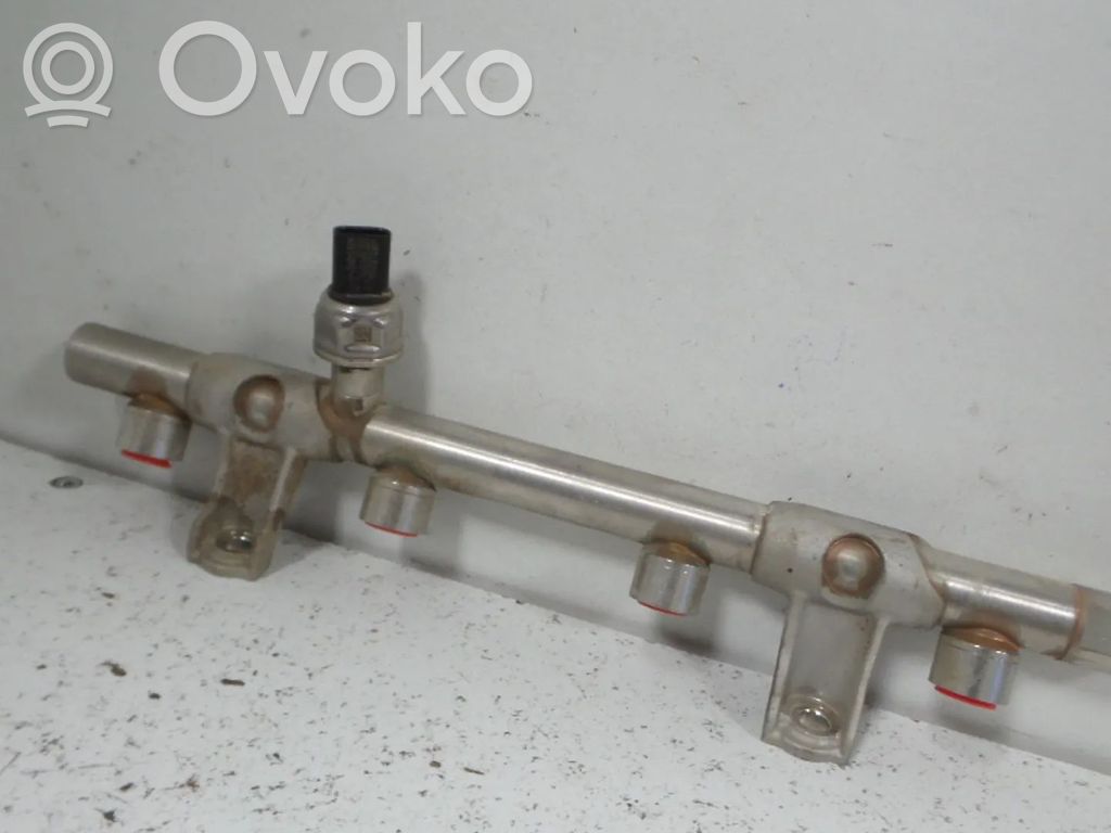 Volkswagen Polo VI Linea principale tubo carburante 