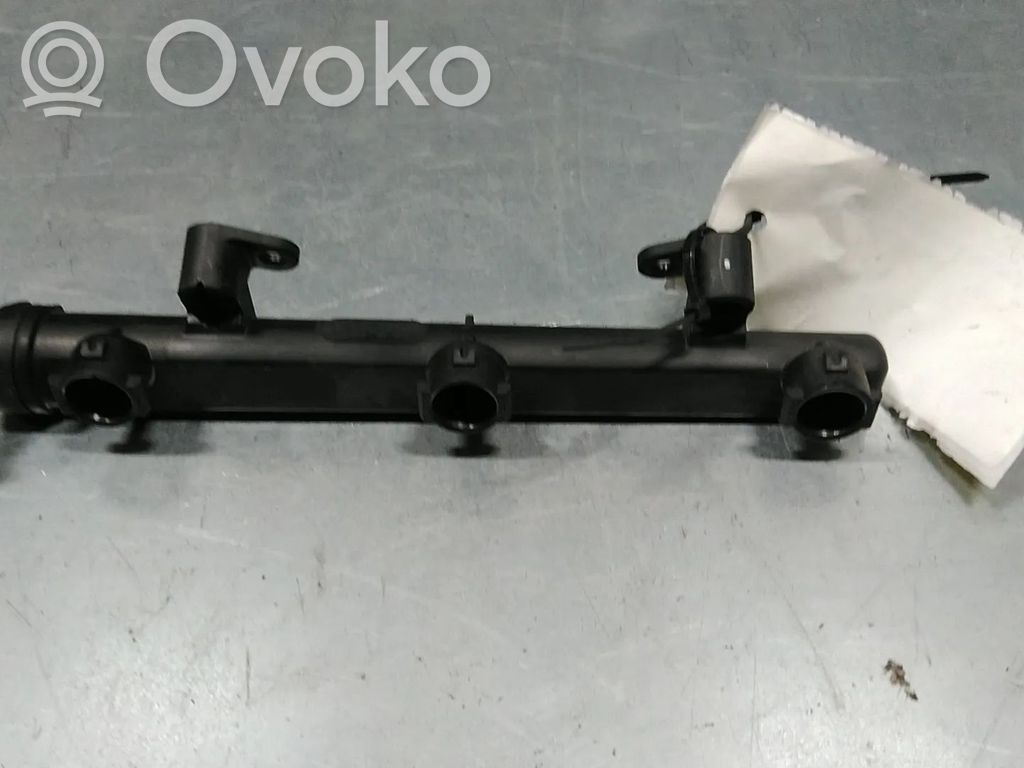Volkswagen Polo V 6R Polttoainepääputki 