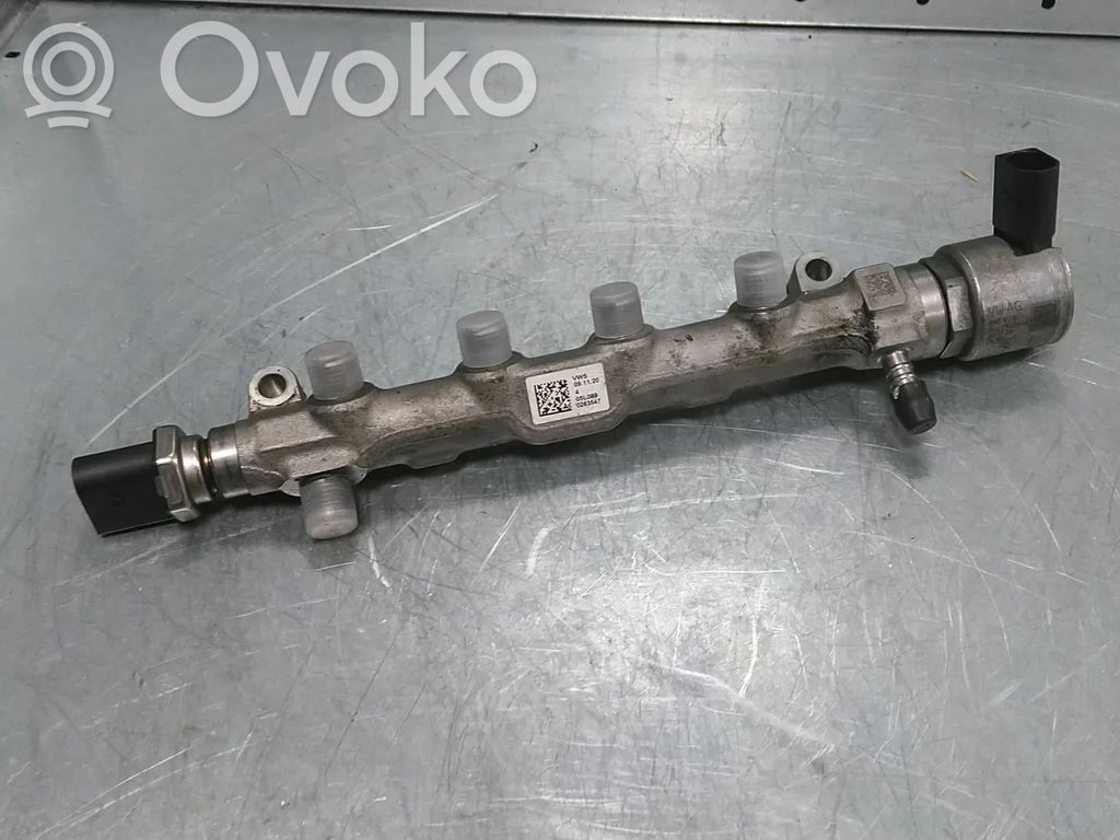Volkswagen Golf VIII Rampă alimentare injectoare 