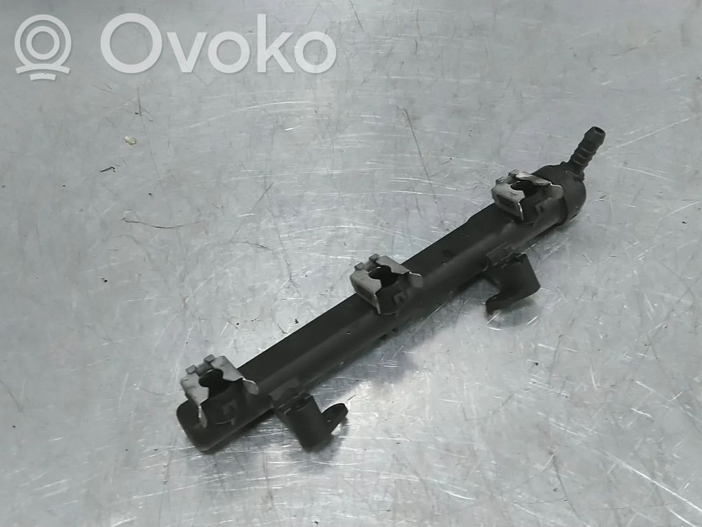 Skoda Citigo Tubo principal de alimentación del combustible 