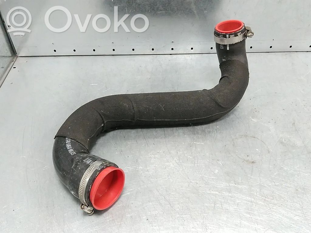 Audi A4 S4 B9 Conductă/furtun admisie aer turbosuflantă 