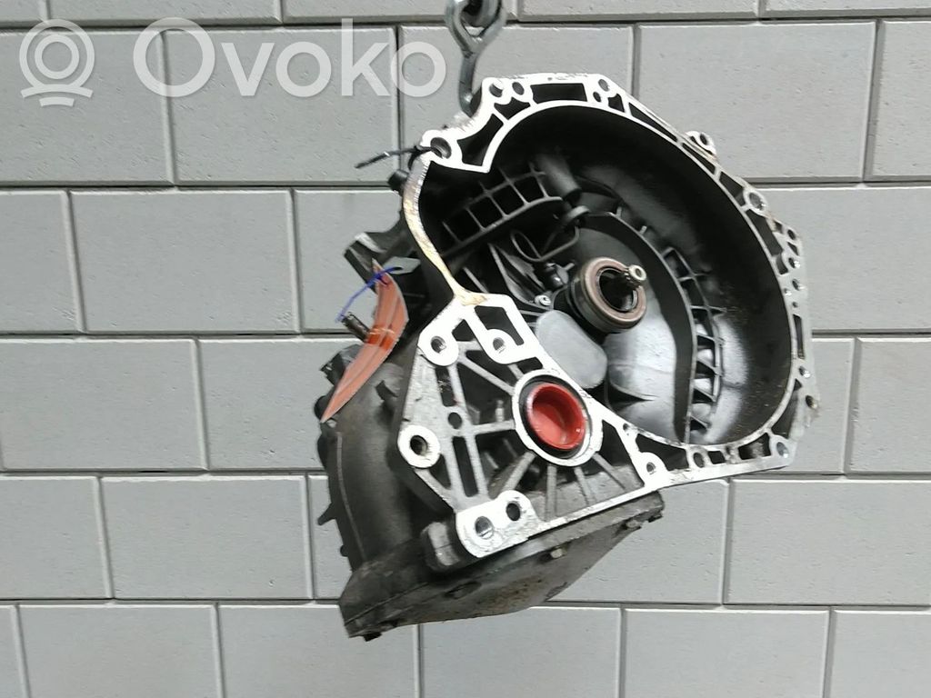 Opel Corsa E Cutie viteze manuală cu 5 trepte 