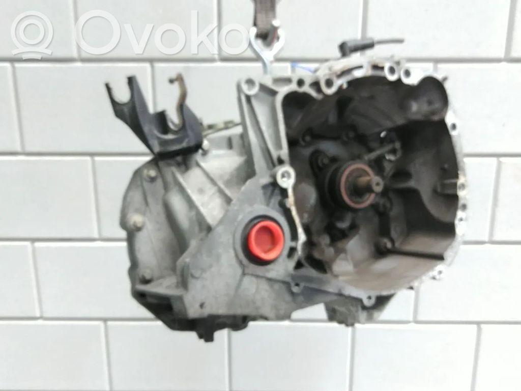 Renault Clio III Manualna 5-biegowa skrzynia biegów 