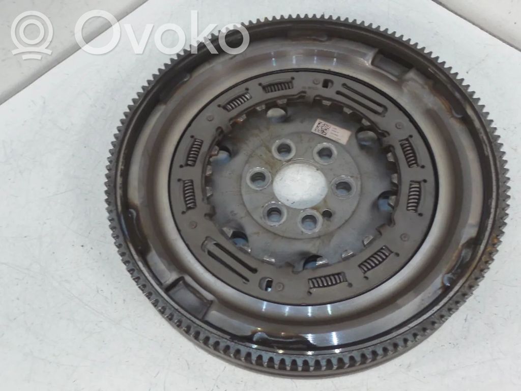 Volante motor   04E105266K,04E105266AM