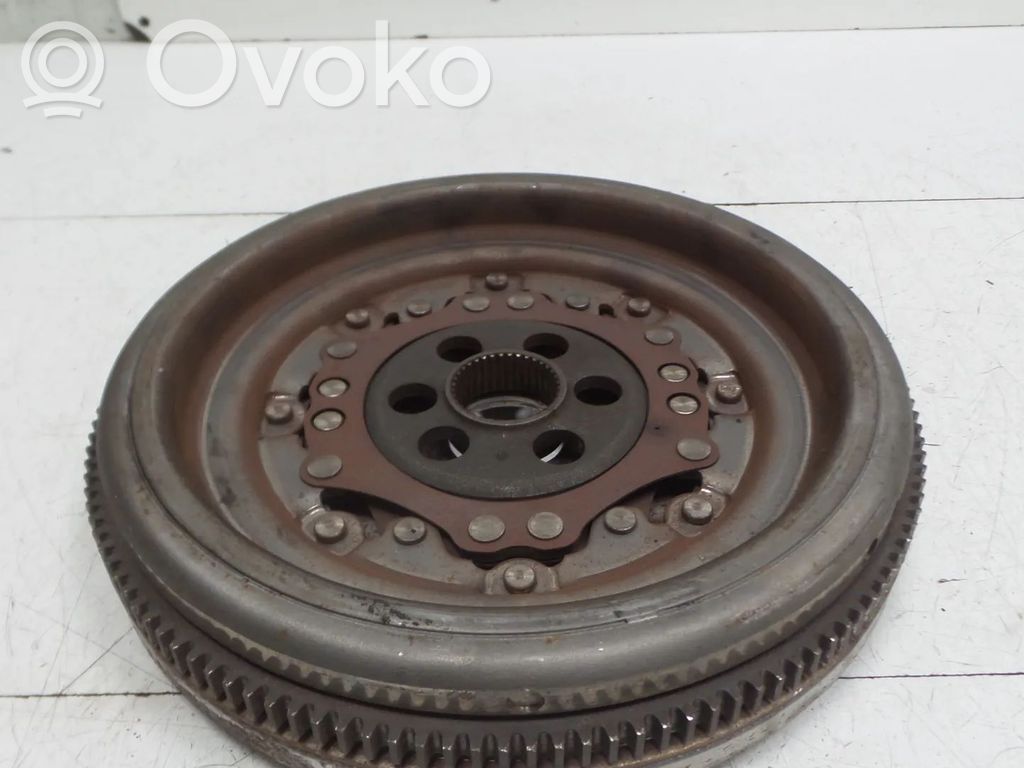 Volkswagen PASSAT B6 Flywheel 