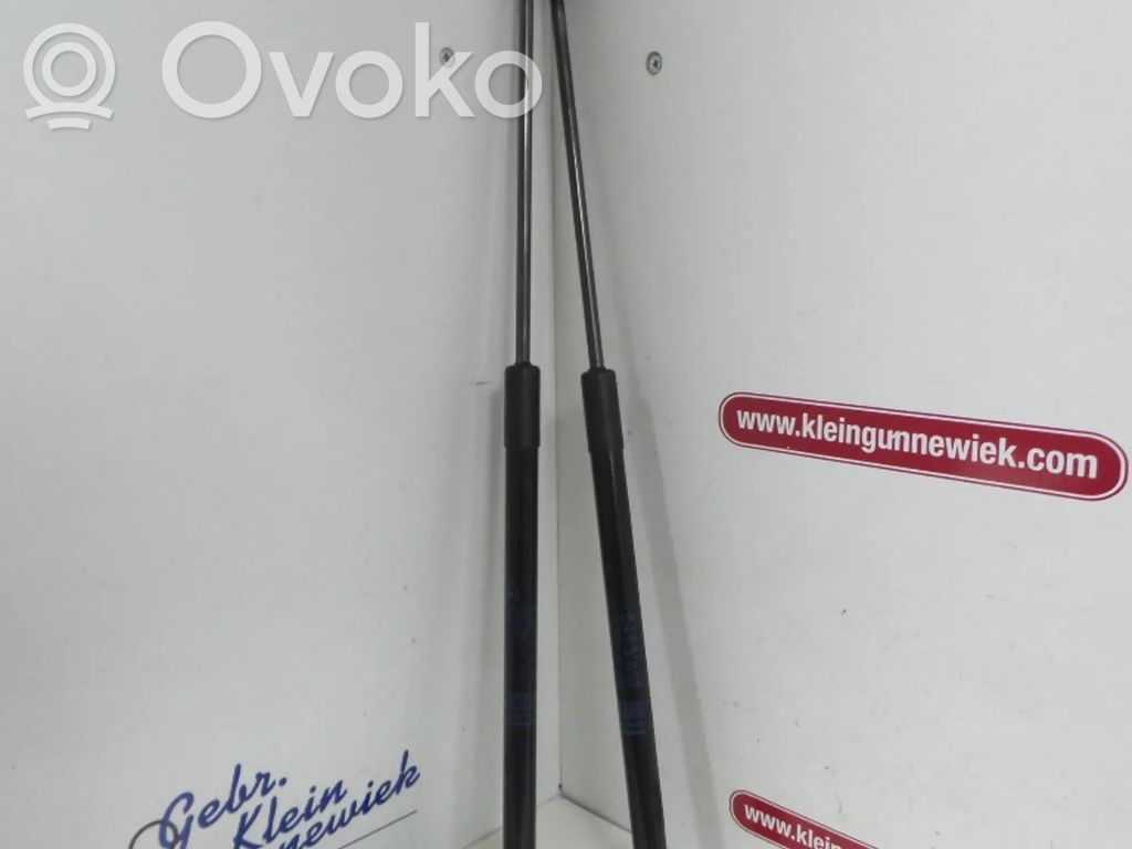 Mercedes-Benz A W176 Amortizor hayon 