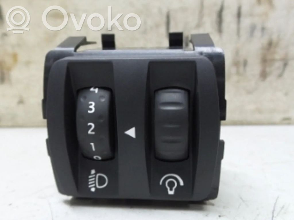 Renault Trafic III (X82) Otros repuestos del interior 