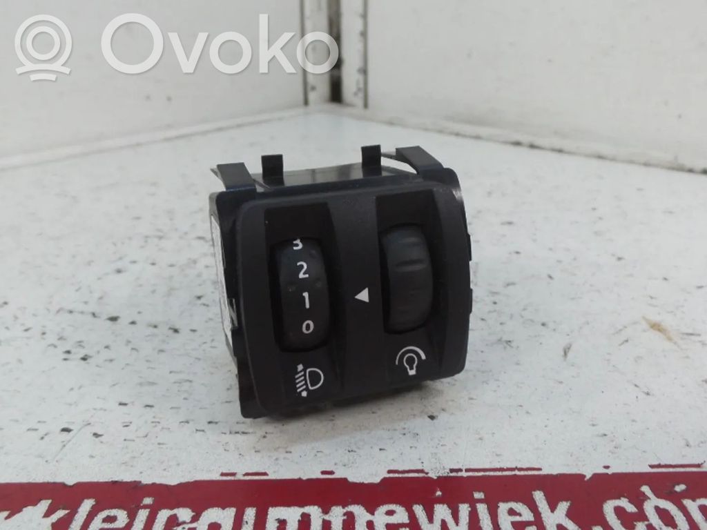 Renault Trafic III (X82) Otros repuestos del interior 