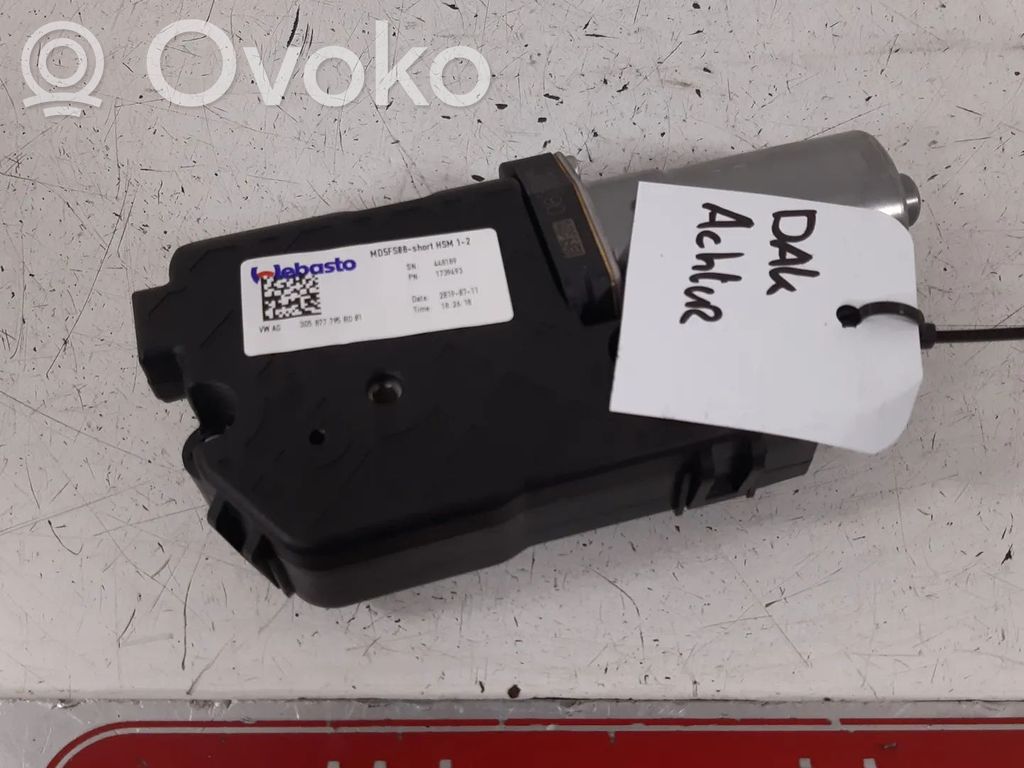 Moottori/käyttölaite   3G5877795