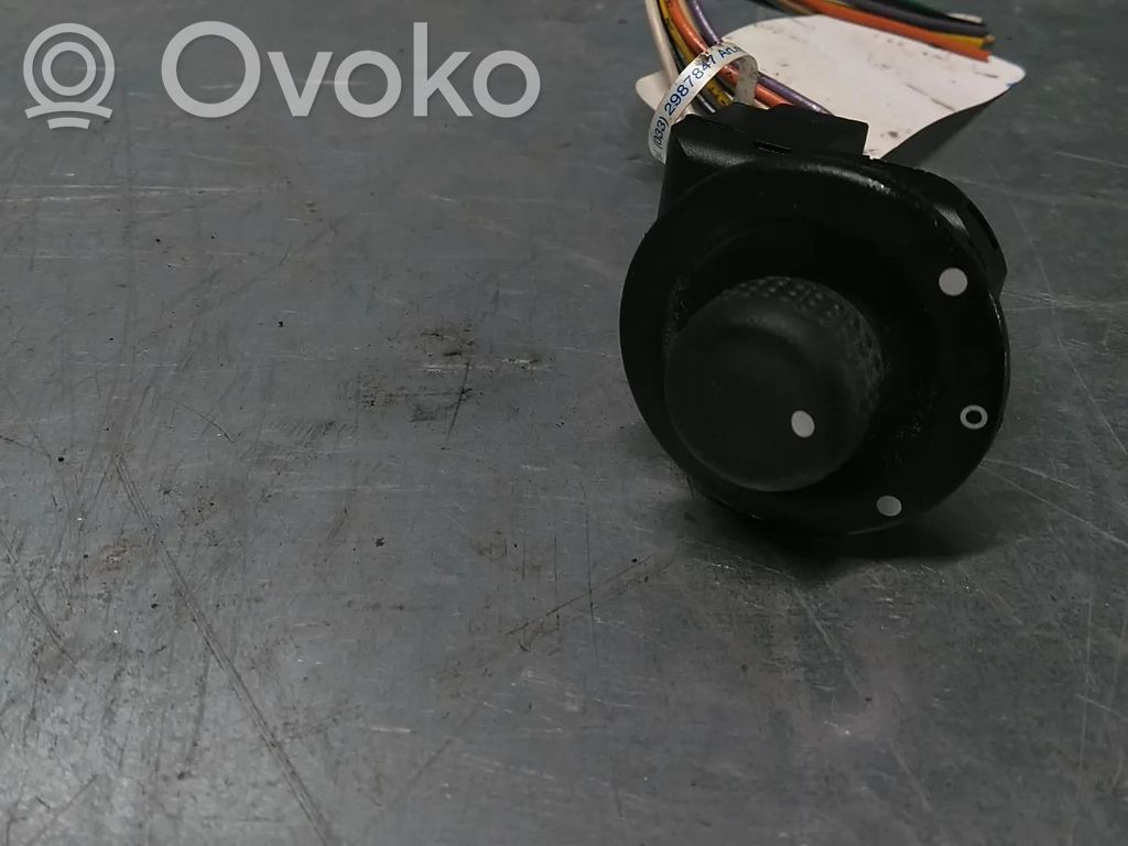 Otros repuestos del interior   770080351F