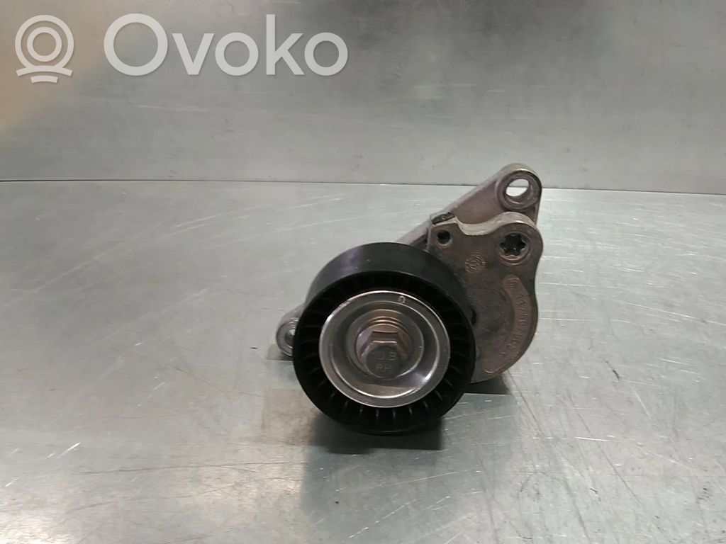 Renault Trafic II (X83) Other engine bay part 