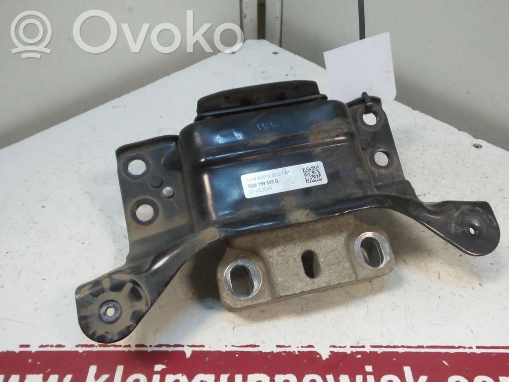 Volkswagen Golf VII Mocowanie / Uchwyt skrzyni biegów 