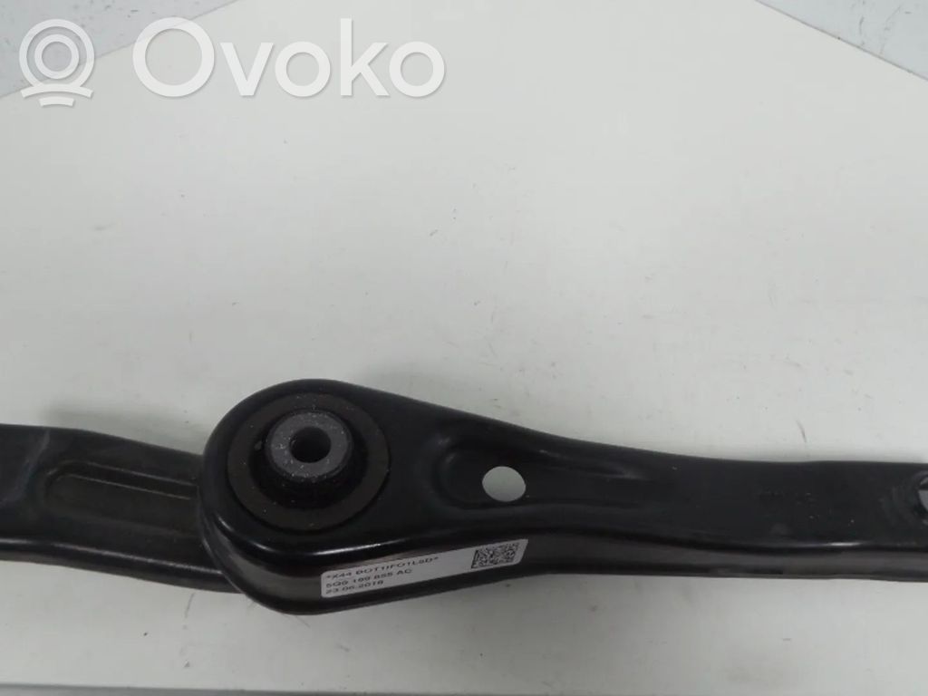 Skoda Karoq Mocowanie / Uchwyt skrzyni biegów 