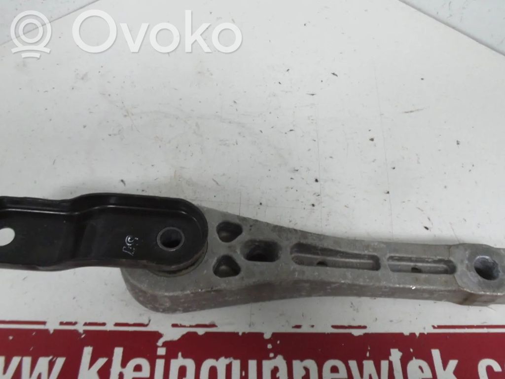 Volkswagen Caddy Pagalvė pavarų dėžės 