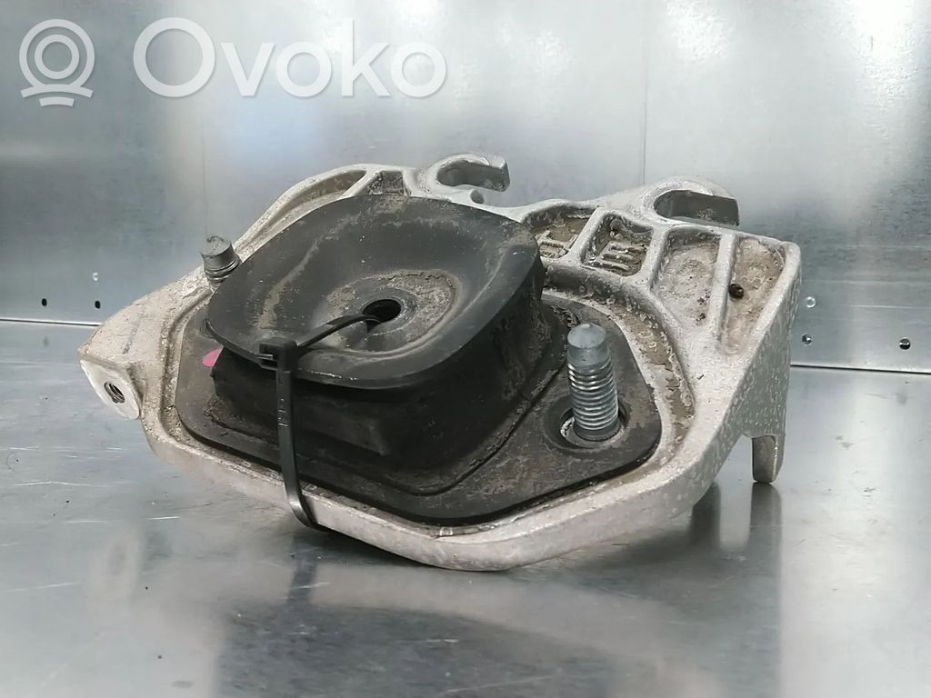 Renault Captur II Gearbox mount 
