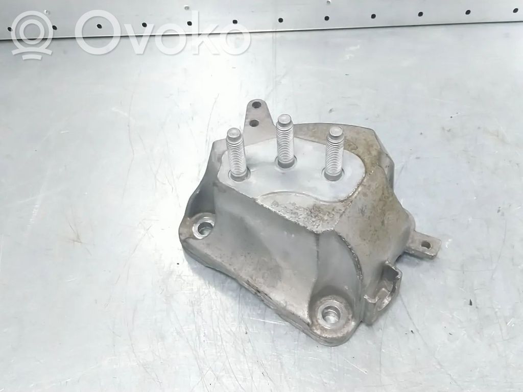 Ford Fiesta Soporte de la caja de cambios 