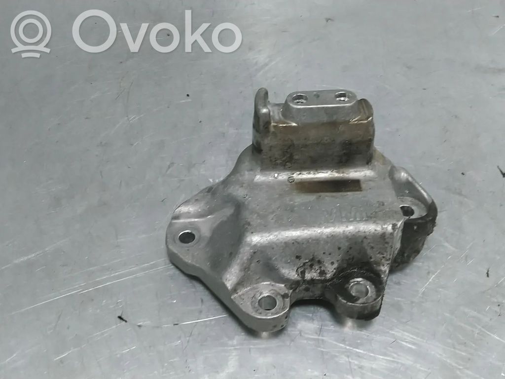 Opel Vivaro Gearbox mount 