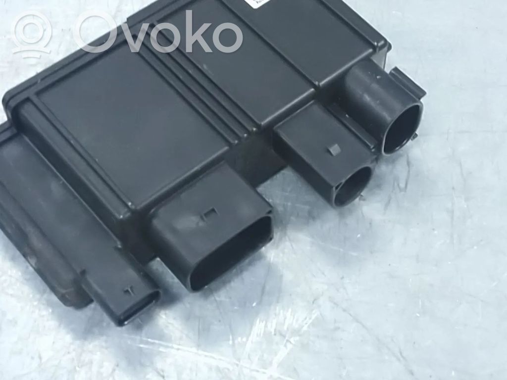 BMW 2 F22 F23 Inne komputery / moduły / sterowniki 