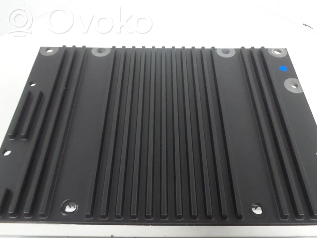 Volvo C30 Garso stiprintuvas 