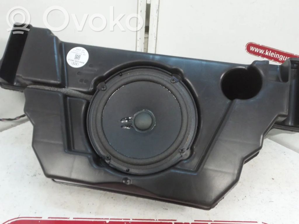 Audi A4 S4 B9 Altavoz de la puerta delantera 