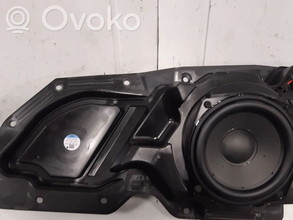 Audi e-tron Front door speaker 