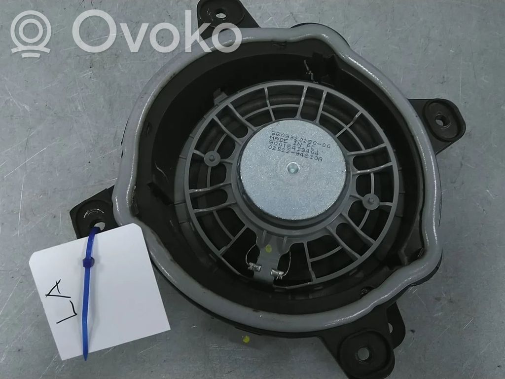 Opel Corsa F Difuzor ușă față 