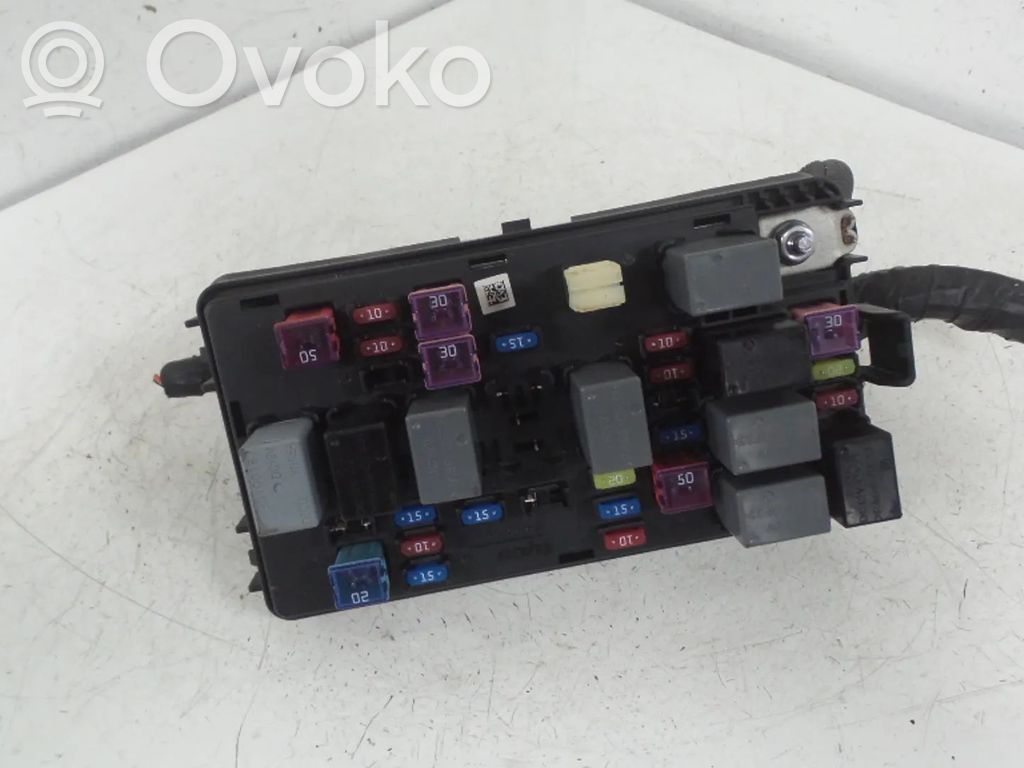 Chevrolet Aveo Fuse module 