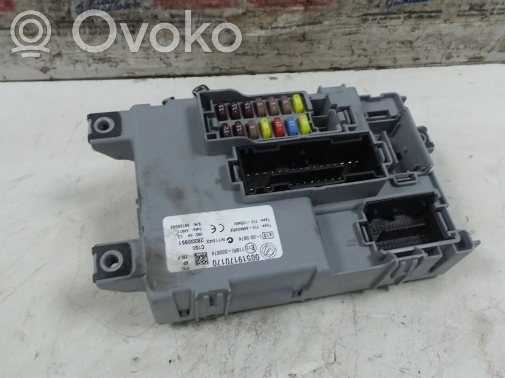 Opel Combo D Fuse module 