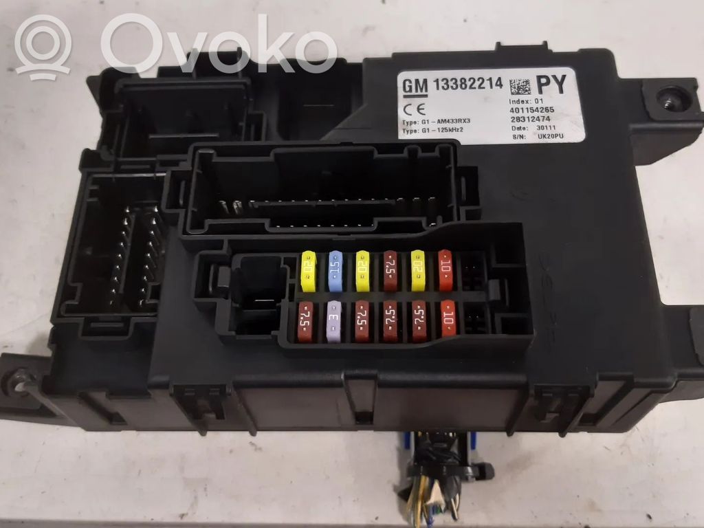 Opel Corsa D Fuse module 
