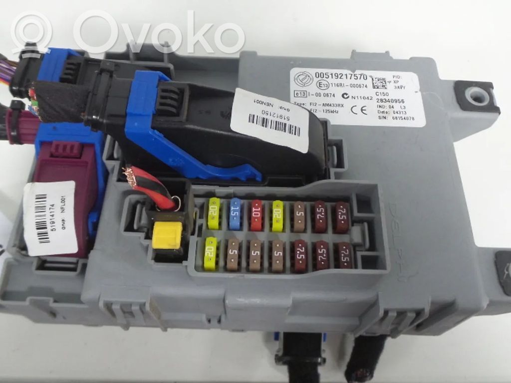 Módulo de fusible   00519217570