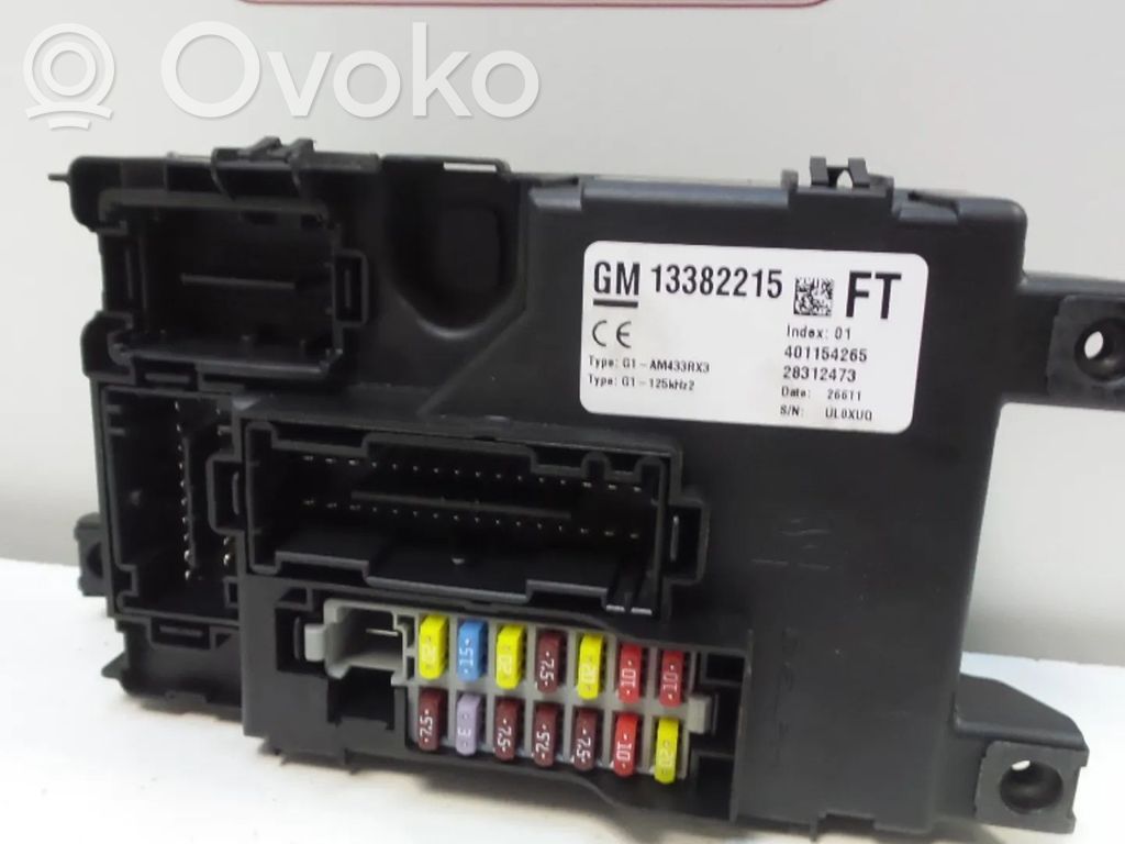 Opel Corsa D Módulo de fusible 