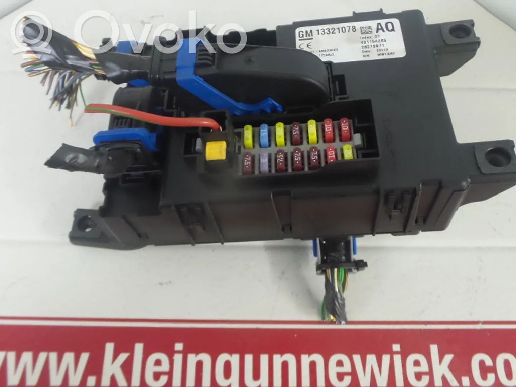 Opel Corsa D Fuse module 
