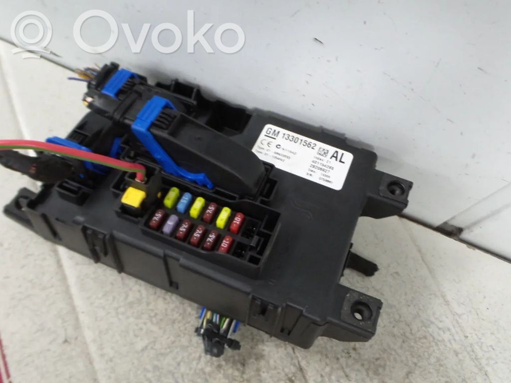 Opel Corsa D Modul siguranțe 