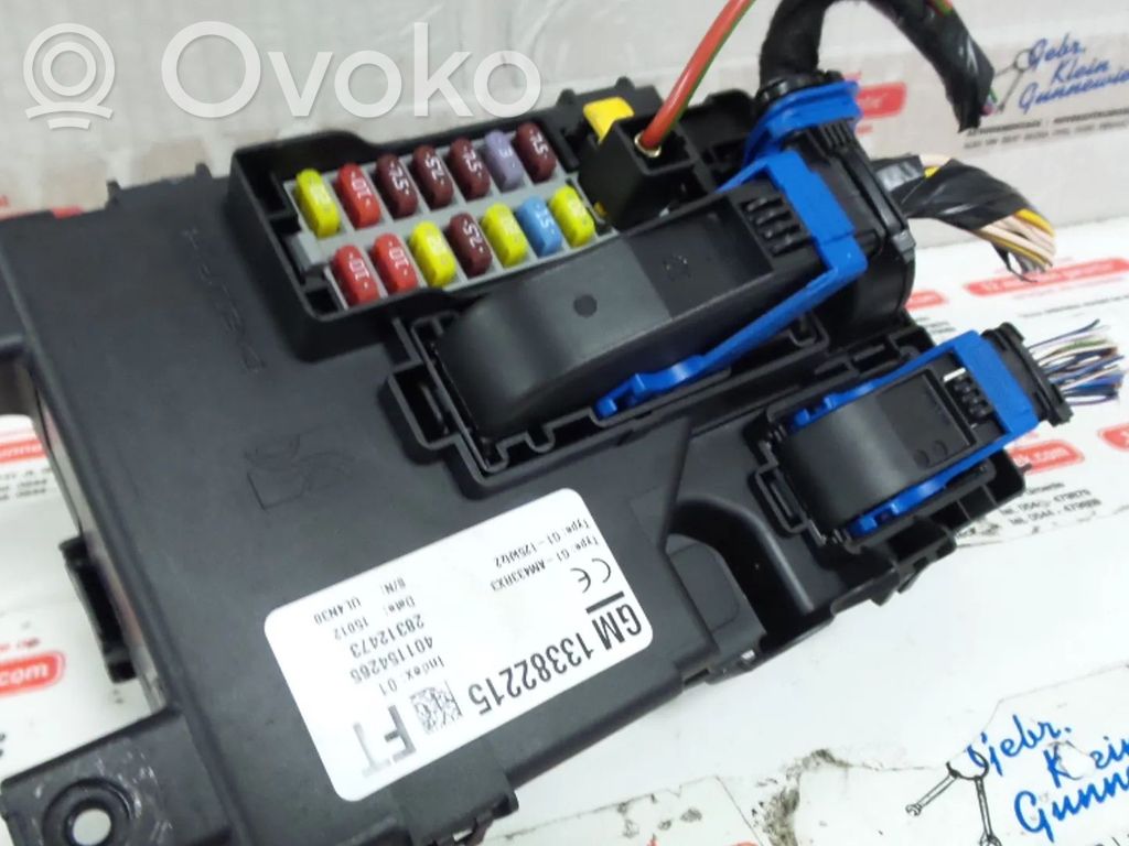 Opel Corsa D Módulo de fusible 