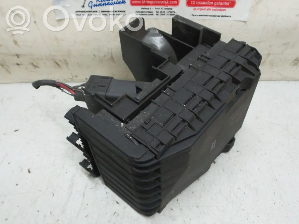 Skoda Octavia Mk2 (1Z) Modul siguranțe