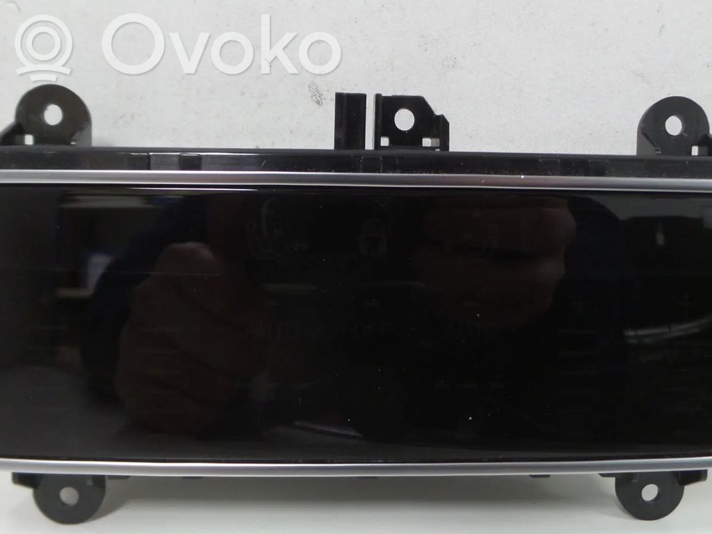 Audi A8 S8 D5 Climate control unit 
