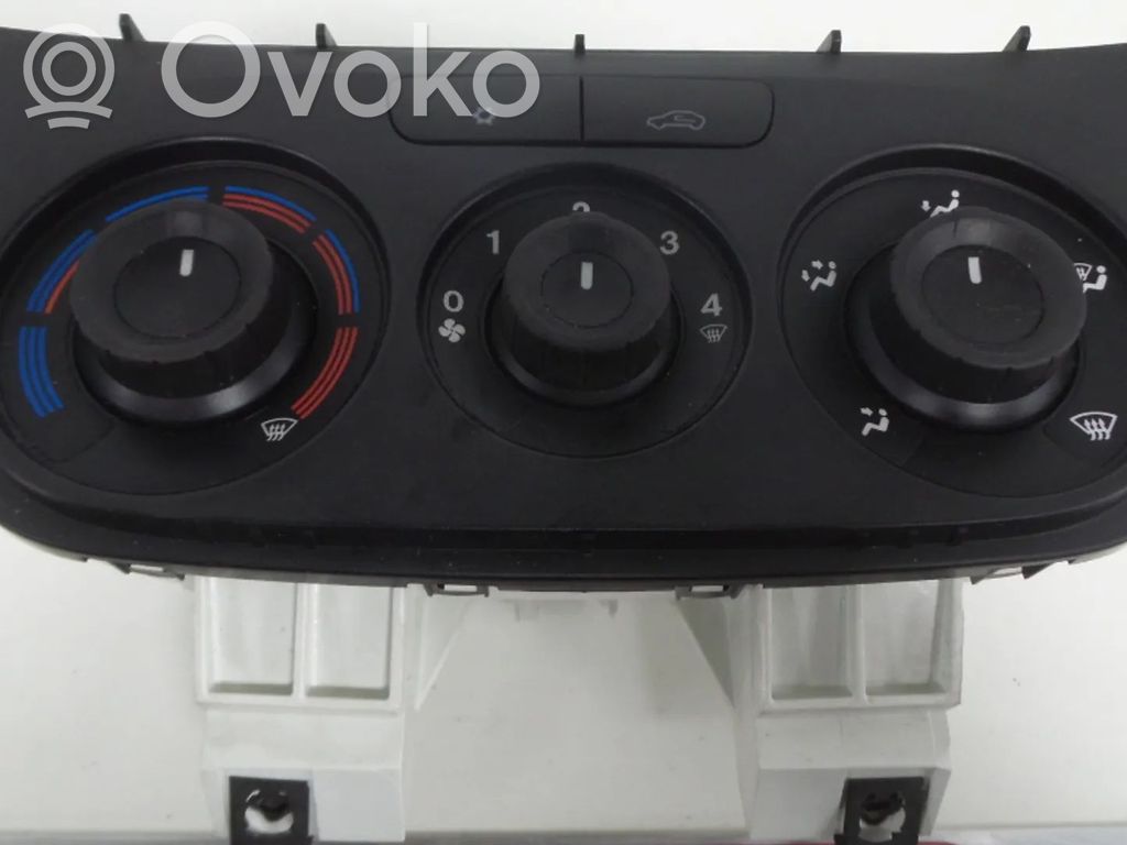 Opel Combo D Climate control unit 