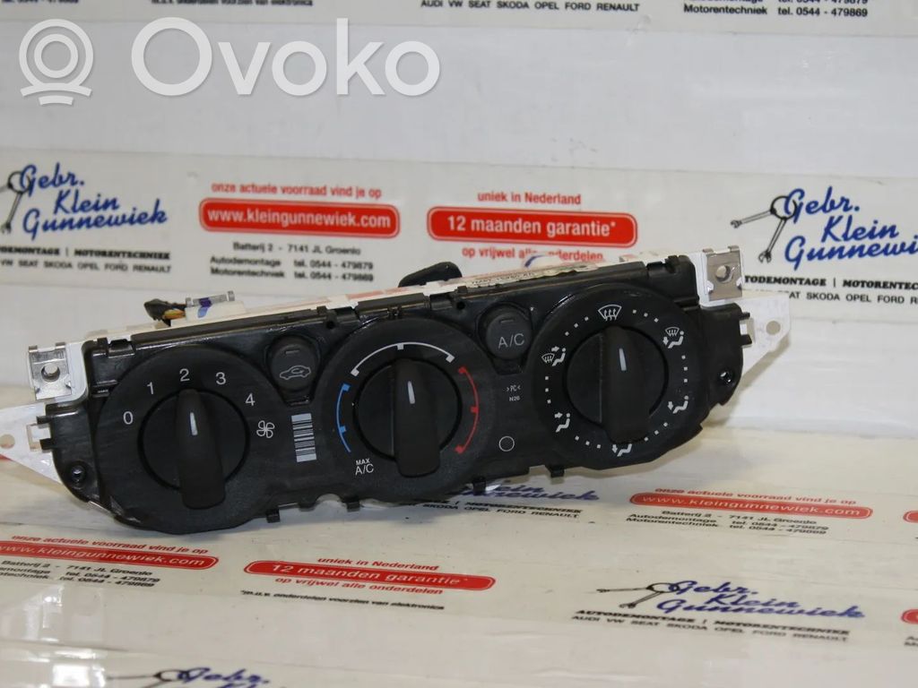 Climate control unit   7M5T19980AD
