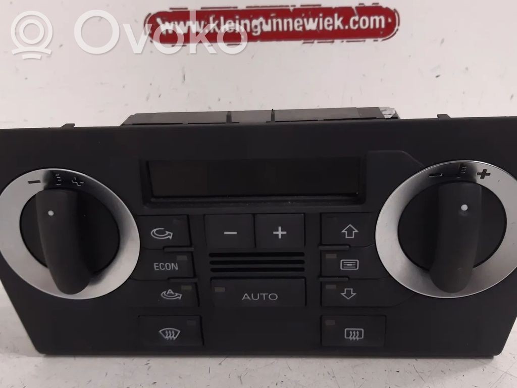 Audi A3 S3 8P Panel klimatyzacji 