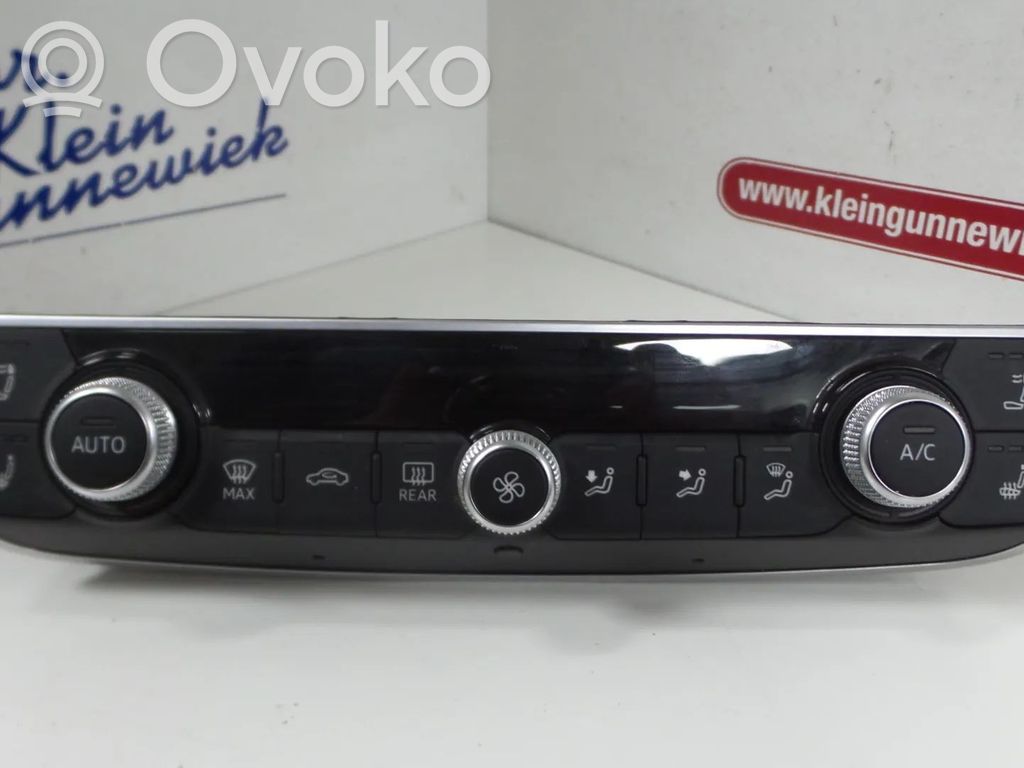 Audi A3 S3 8V Panel klimatyzacji 