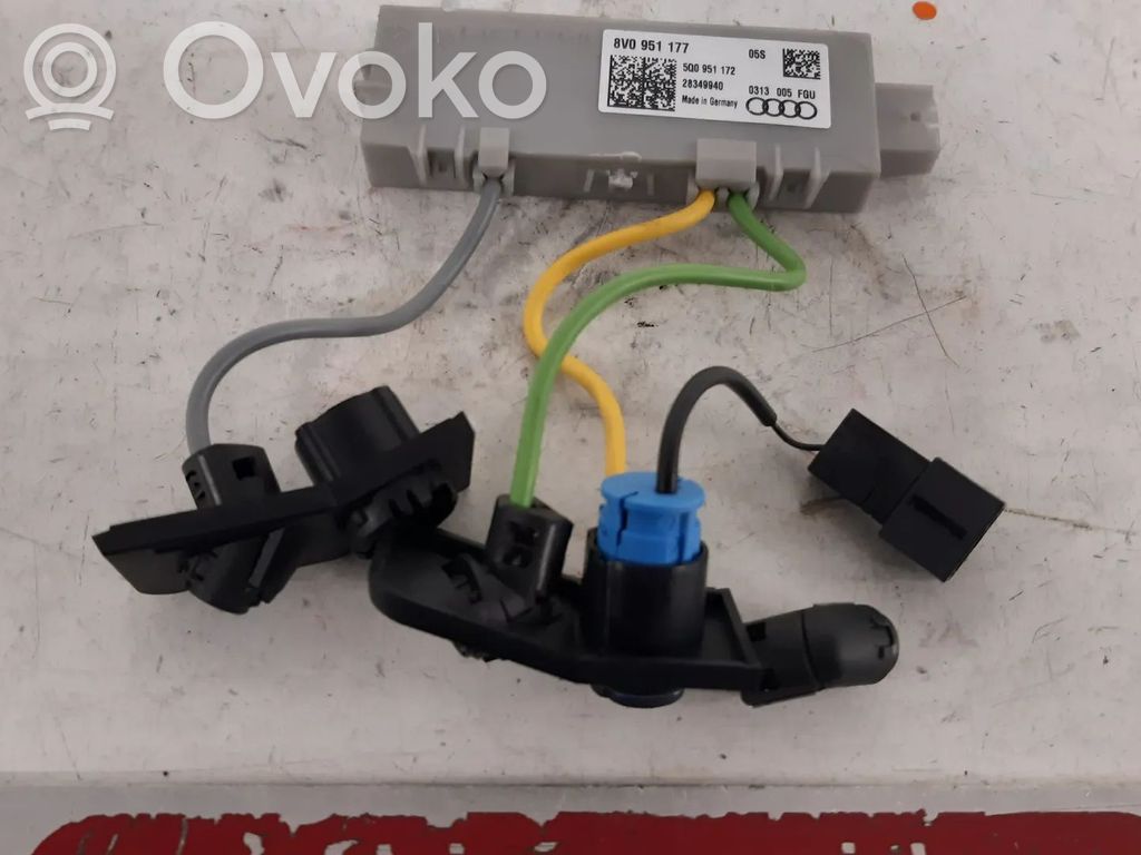 Anturi   8V0951177