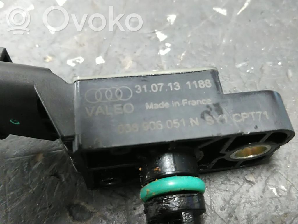 Audi A4 S4 B8 8K Sensor / Fühler / Geber 