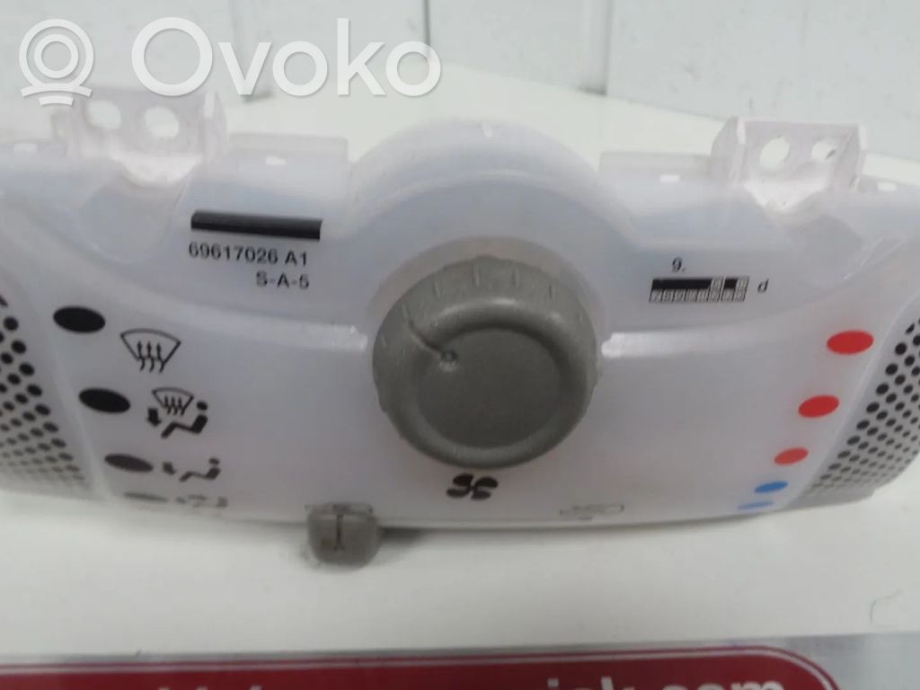 Toyota Aygo AB10 Centralina del climatizzatore 