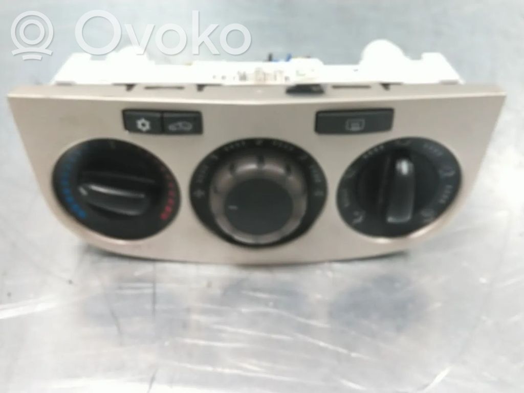 Opel Corsa D Climate control unit 