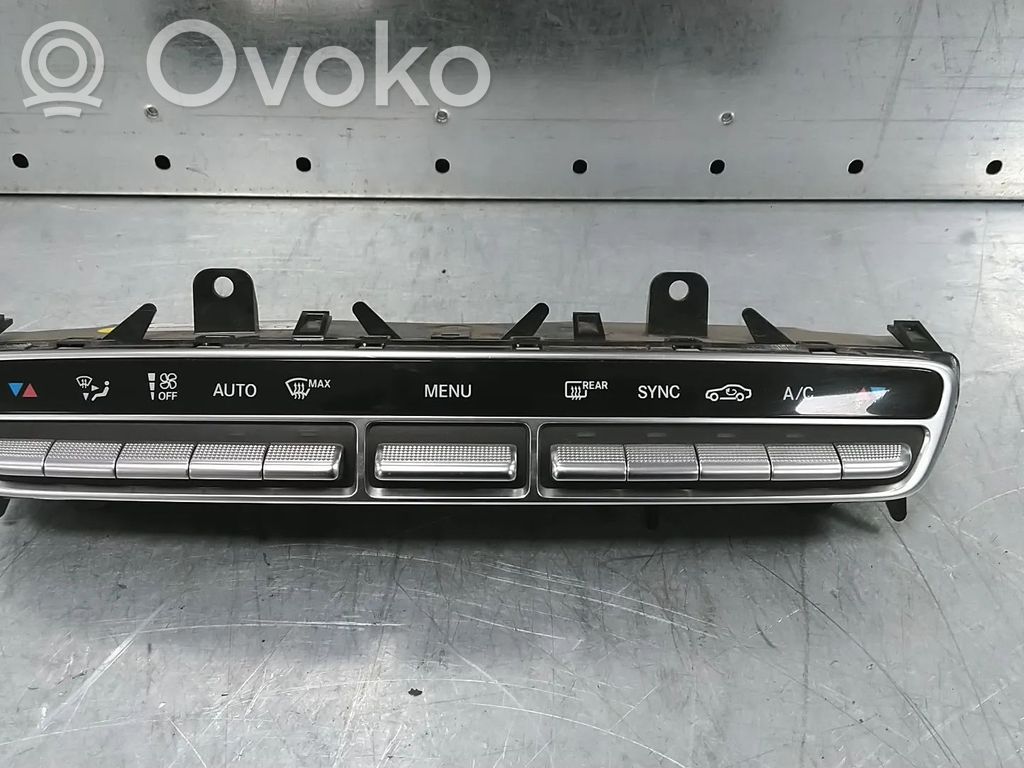 Mercedes-Benz C W205 Unitate control climatizare 