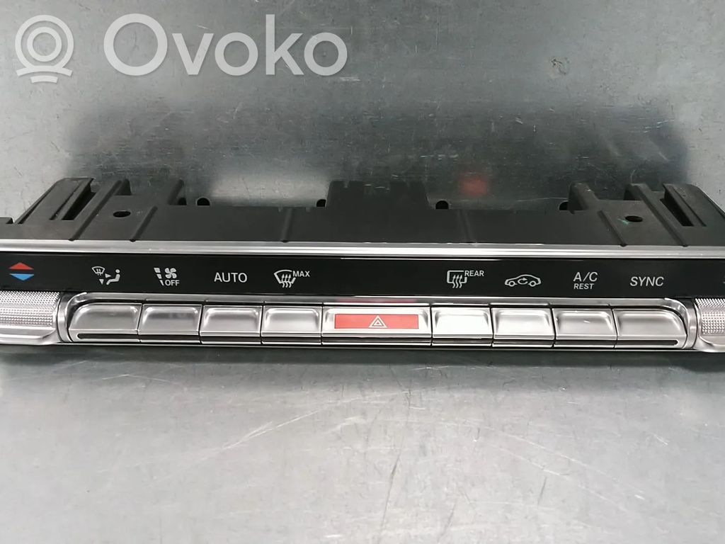 Mercedes-Benz A W177 Unitate control climatizare 