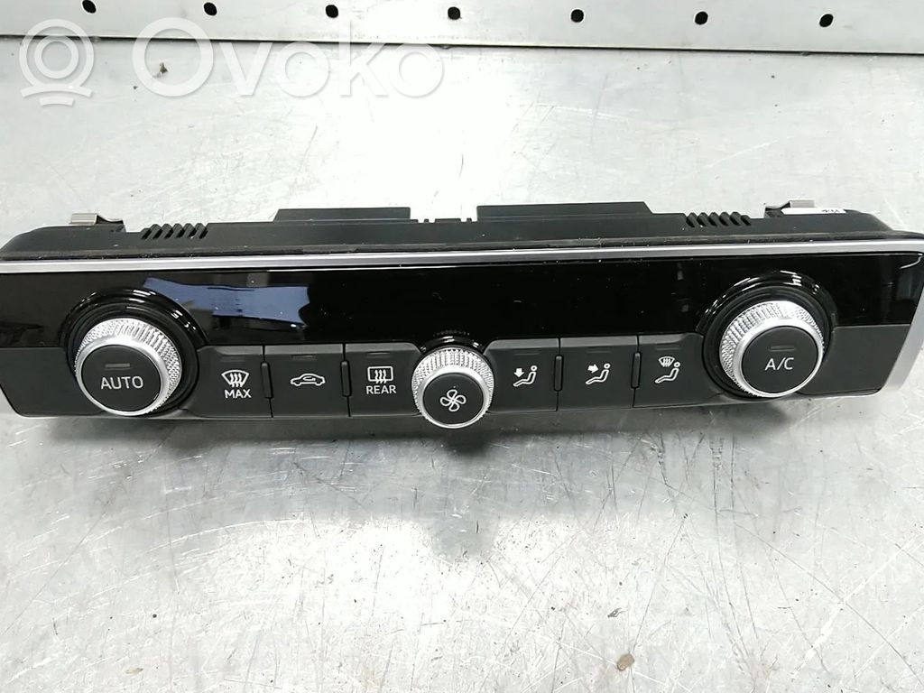 Audi Q2 - Climate control unit 