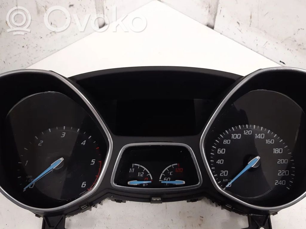 Ford Focus Geschwindigkeitsmesser Cockpit 