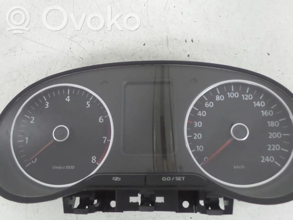 Volkswagen Polo V 6R Vitezometru (grup de instrumente) 