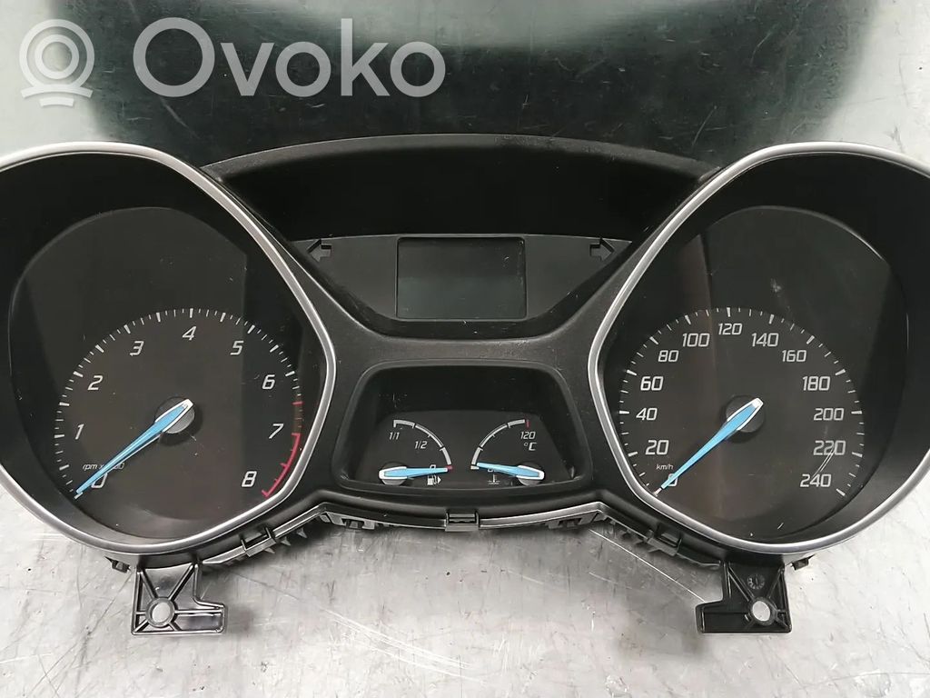 Ford Focus Geschwindigkeitsmesser Cockpit 